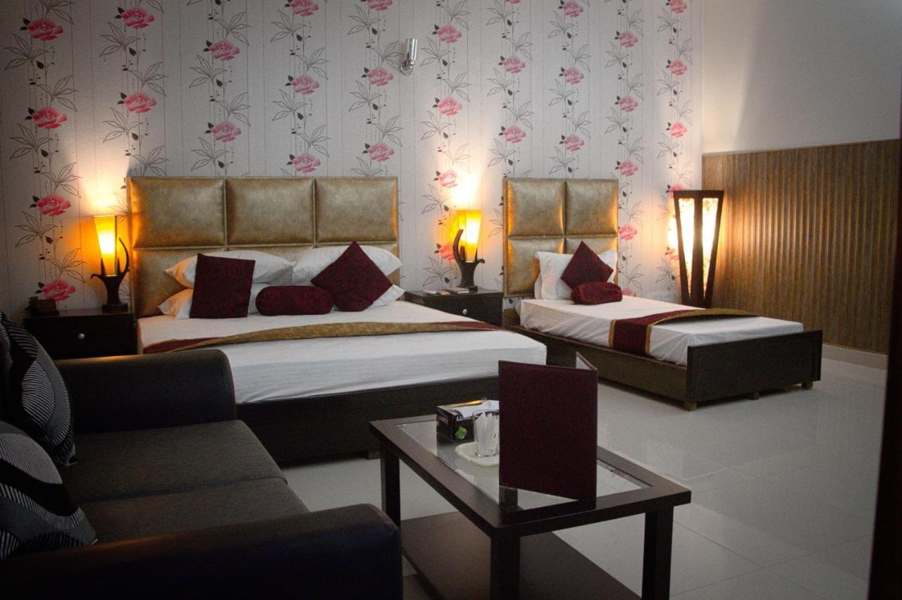 Mall View Hotel Gulberg Lahore Luaran gambar