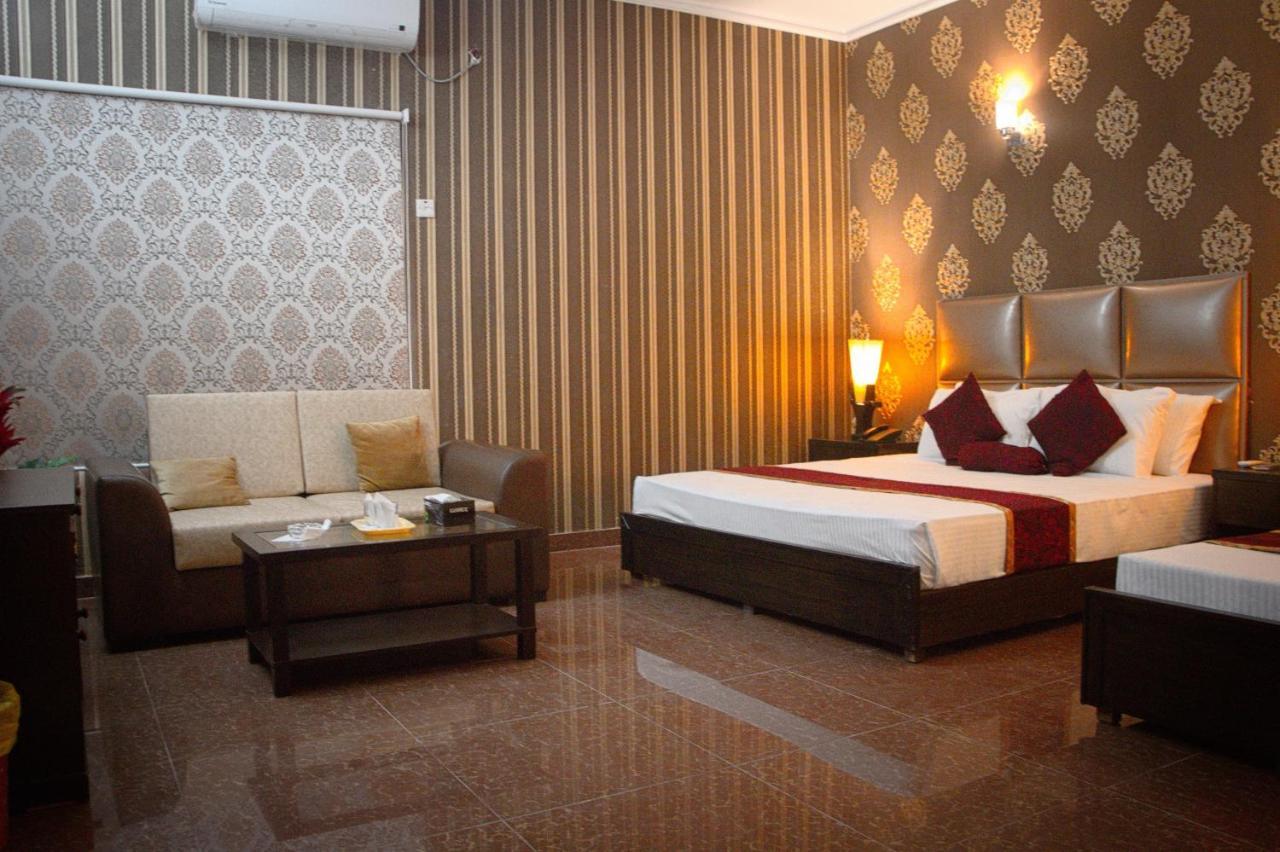 Mall View Hotel Gulberg Lahore Luaran gambar